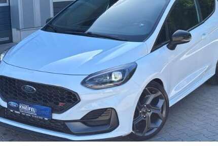 Ford Fiesta 41.500 km 19.950 &euro; Essen-Kettwig 45219