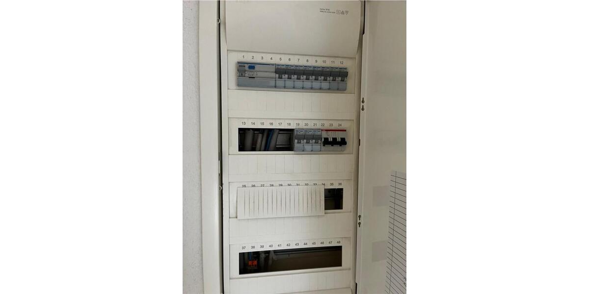 Reihenhaus Quierschied - 6 Zimmer, 140 m&sup2;, 170.000&euro; | Angebot:25253747