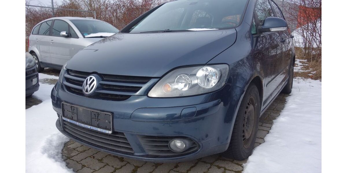 VW Golf 163.000 km 1.490 &euro; Hof 95030