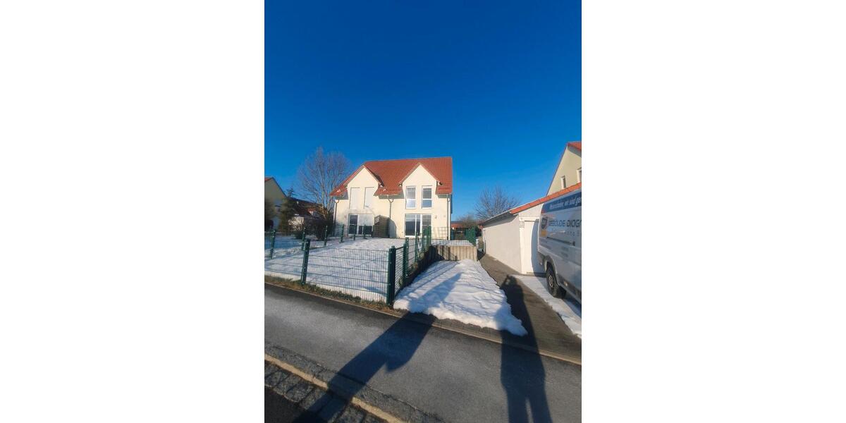 Doppelhaushälfte Kulmain - 6 Zimmer, 146 m&sup2;, 1.250&euro; | Angebot:25389364