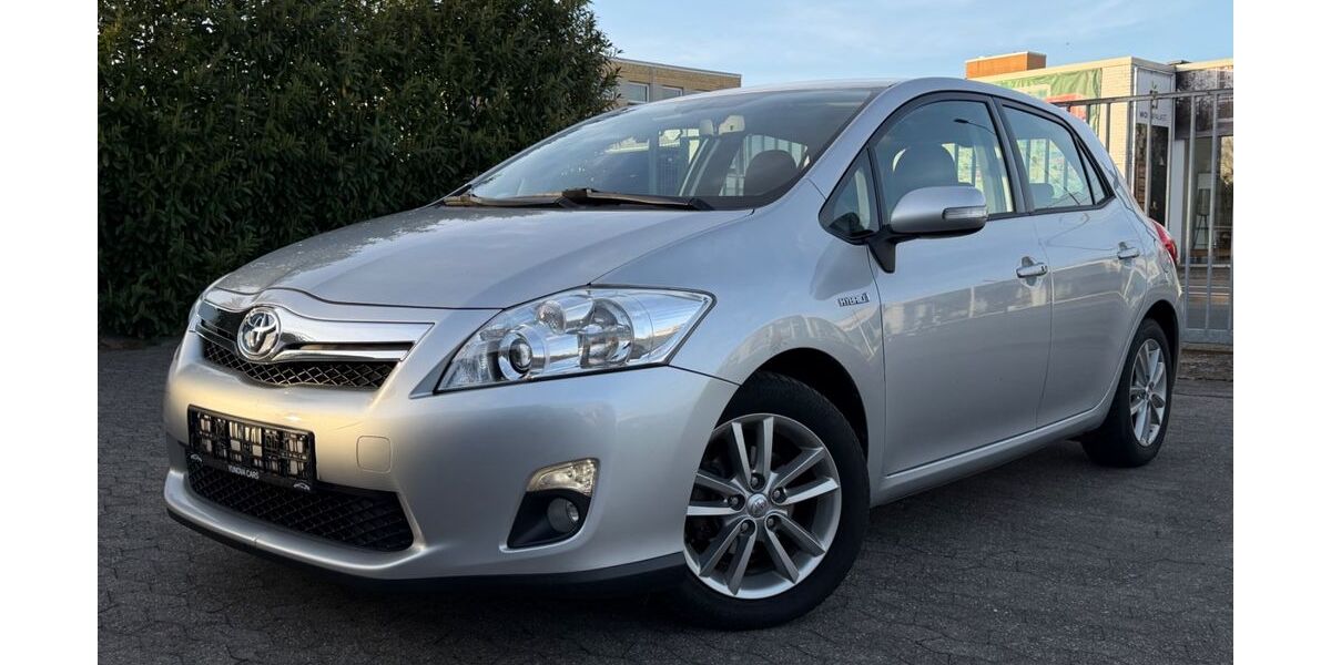 Toyota Auris 173.900 km 6.790 &euro; Neuss 41469