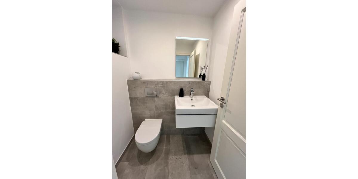 Einfamilienhaus Aichach - 8 Zimmer, 240 m&sup2;, 1.150.000&euro; | Angebot:24841637