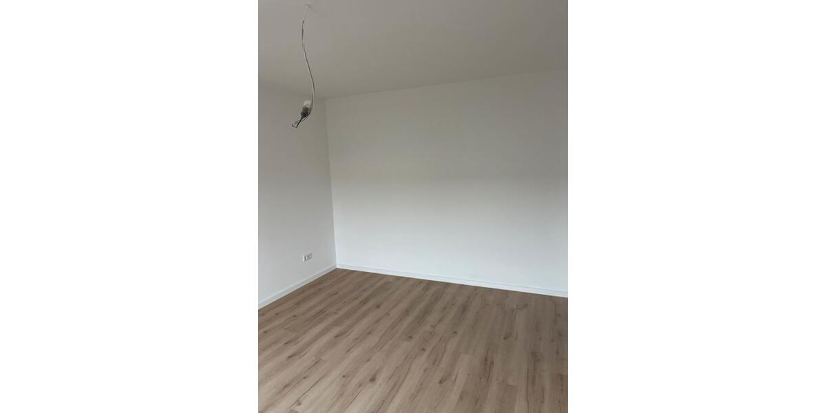 Erdgeschoßwohnung Mannheim Rheinau - 3 Zimmer, 75 m&sup2;, 1.300&euro; | Angebot:26025488
