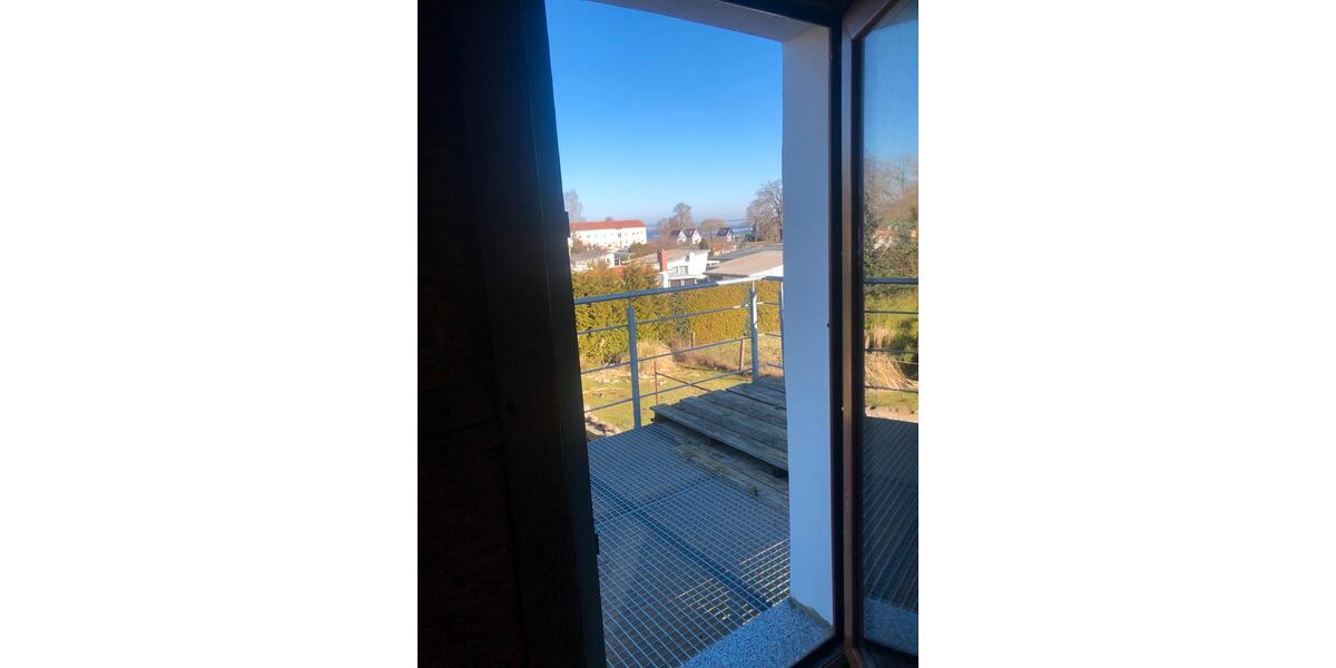 Einfamilienhaus Malchin - 8 Zimmer, 250 m&sup2;, 250.000&euro; | Angebot:26030448