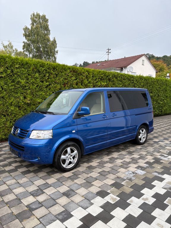 VW T5 Multivan 237.112 km 15.400 € Königsbronn 89551