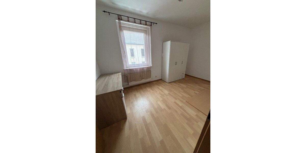 Etagenwohnung Elsteraue Profen - 3 Zimmer, 63 m&sup2;, 390&euro; | Angebot:25661143