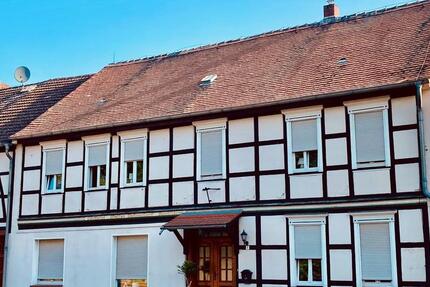 Haus Arendsee (Altmark) - 9 Zimmer, 260 m&sup2;, 150.000&euro; | Angebot:25259066