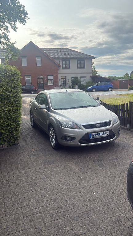 Ford Focus 127.000 km 5.000 € Oering 23845