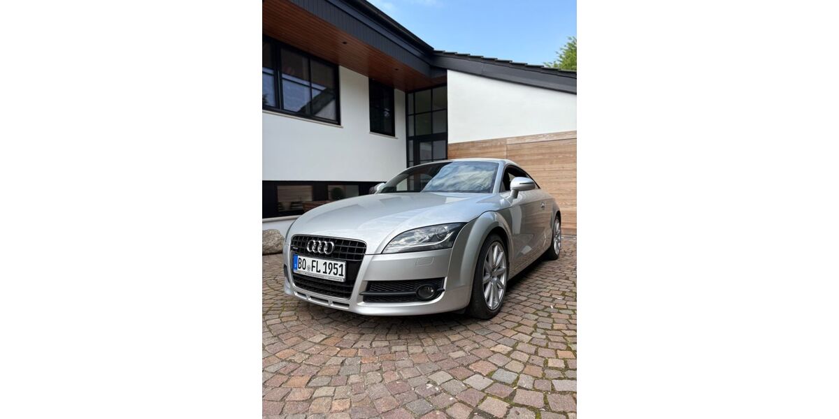 Audi TT 92.000 km 19.490 &euro; Bochum 44869
