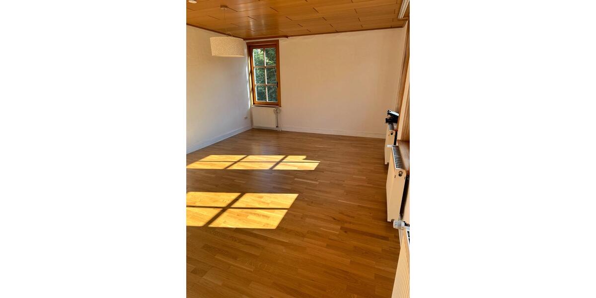 Etagenwohnung Schotten - 3 Zimmer, 92 m&sup2;, 700&euro; | Angebot:26335168