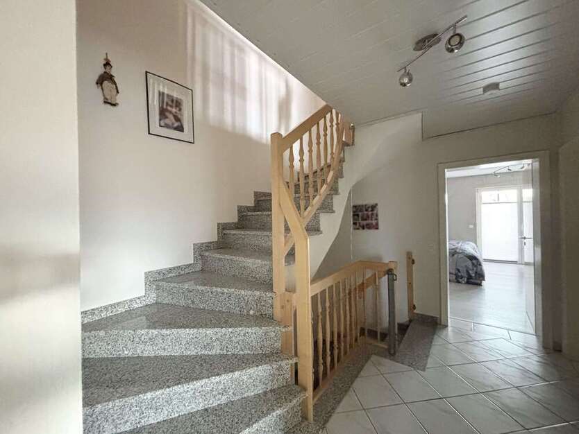 Haus zum Kaufen in Lippstadt-Bökenförde 379.000 € 165 m²