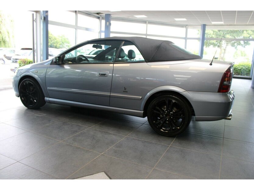 Opel Astra G 2,2i Cabrio Leder-Klima 142.400 km 3.980 € Euskirchen 53881