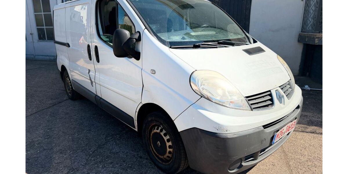 Renault Trafic 243.200 km 3.400 &euro; Merzig 66663
