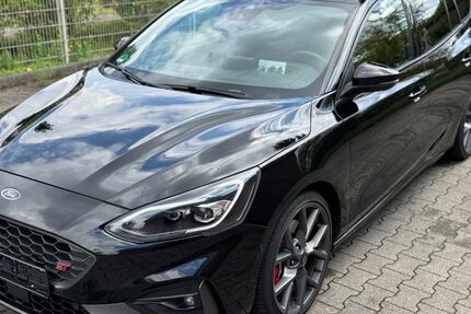 Ford Focus 72.500 km 22.999 &euro; Herne ( Nordrhein-Westfalen ) 44628