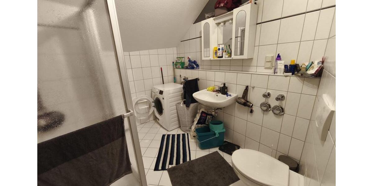 Dachgeschoßwohnung Zella-Mehlis Mehlis - 1 Zimmer, 40 m&sup2;, 275&euro; | Angebot:26048180