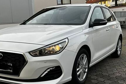 Hyundai i30 82.000 km 11.399 € Rudersberg 73635