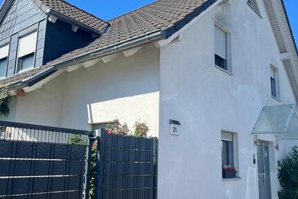 Haus Kaiserslautern Engelshof - 4 Zimmer, 170 m&sup2;, 550.000&euro; | Angebot:27066457