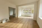 Helle 4-Zimmer-Wohnung mit kleinem Garten und Stellplatz – Erstbezug nach Sanierung
