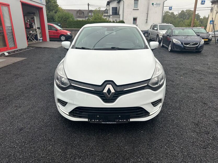Renault Clio 65.950 km 8.499 € Linz Am Rhein -Kretzhaus 53560