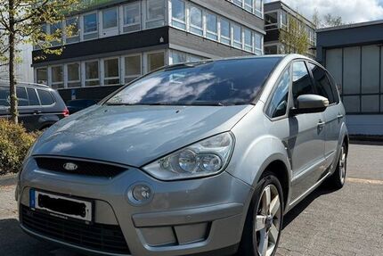 Ford S-Max 298.000 km 3.399 &euro; Bergisch Gladbach 51427