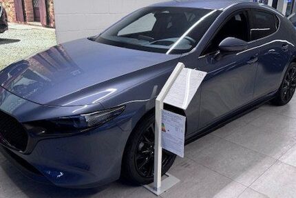 Mazda 3 5.497 km 29.500 &euro; Kreuztal 57223