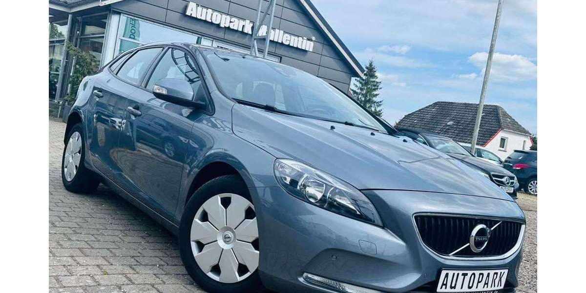 Volvo V40 83.000 km 13.988 &euro; Mallentin bei Lübeck(B105) 23936