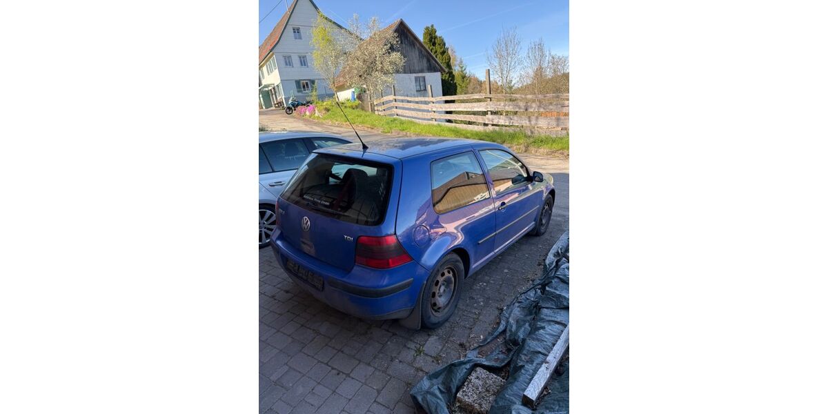 VW Golf 430.000 km 700 &euro; Oberwaldach 72178