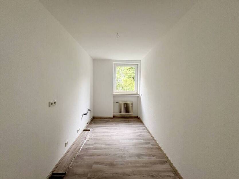 Lichtdurchflutete 2-Zimmer-Wohnung mit Balkon im Herzen von Büderich