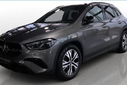Mercedes-Benz GLA 180 4.481 km 37.860 &euro; Cham 93413