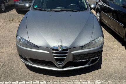 Alfa Romeo 147 166.000 km 2.450 &euro; Herxheim 76863