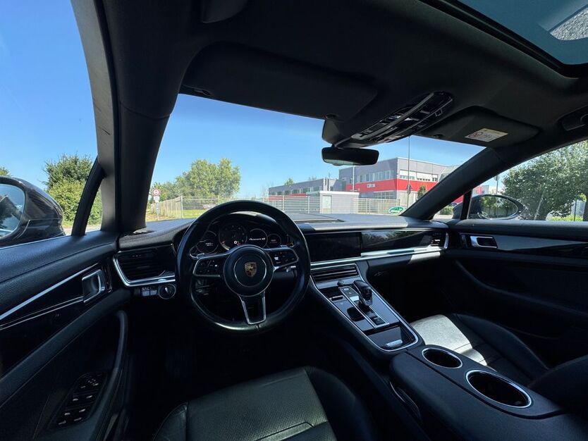 Porsche Panamera 181.000 km 47.300 € Kandel 76870