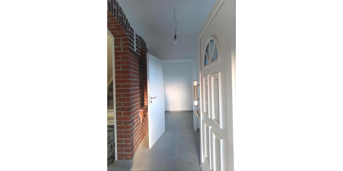 Reihenhaus Ranis - 5 Zimmer, 130 m&sup2;, 900&euro; | Angebot:26418470
