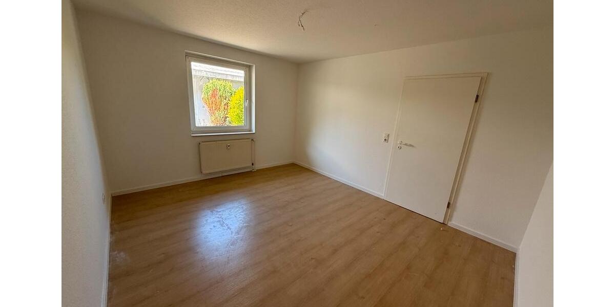 Etagenwohnung Bad Driburg - 2 Zimmer, 70 m&sup2;, 650&euro; | Angebot:25395119