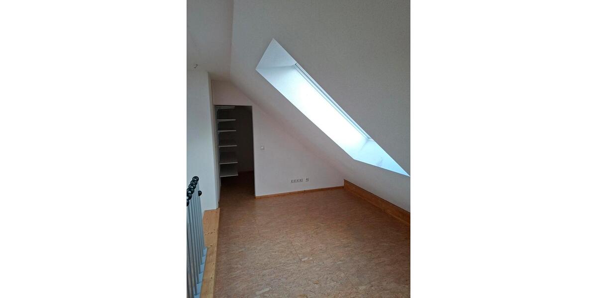 Dachgeschoßwohnung Bad Mergentheim - 2.5 Zimmer, 87 m&sup2;, 290.000&euro; | Angebot:26691770