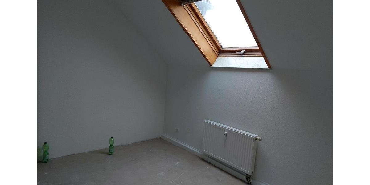 Dachgeschoßwohnung Recklinghausen König Ludwig - 3.5 Zimmer, 66 m&sup2;, 500&euro; | Angebot:25017135