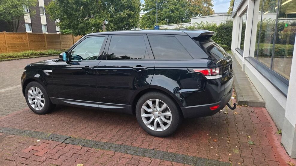 Land Rover Range Rover Sport 230.000 km 19.900 € Köln 51143