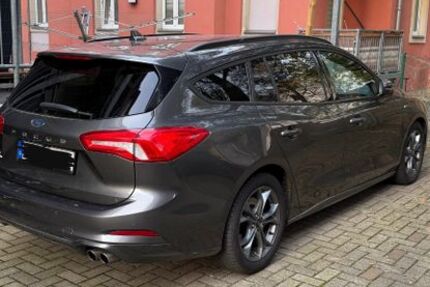 Ford Focus 80.200 km 20.500 € Dresden 01159