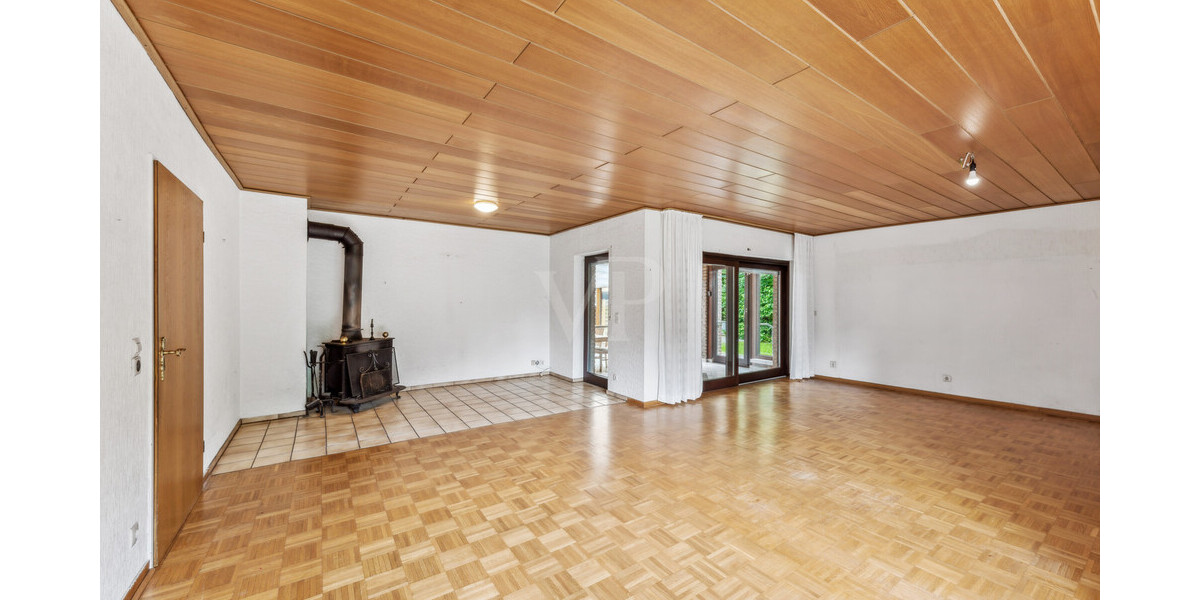 Vielseitiges Zweifamilienhaus mit tollem Garten – Wohnen & Gestalten nach eigenen Vorstellungen! 7 zimmer