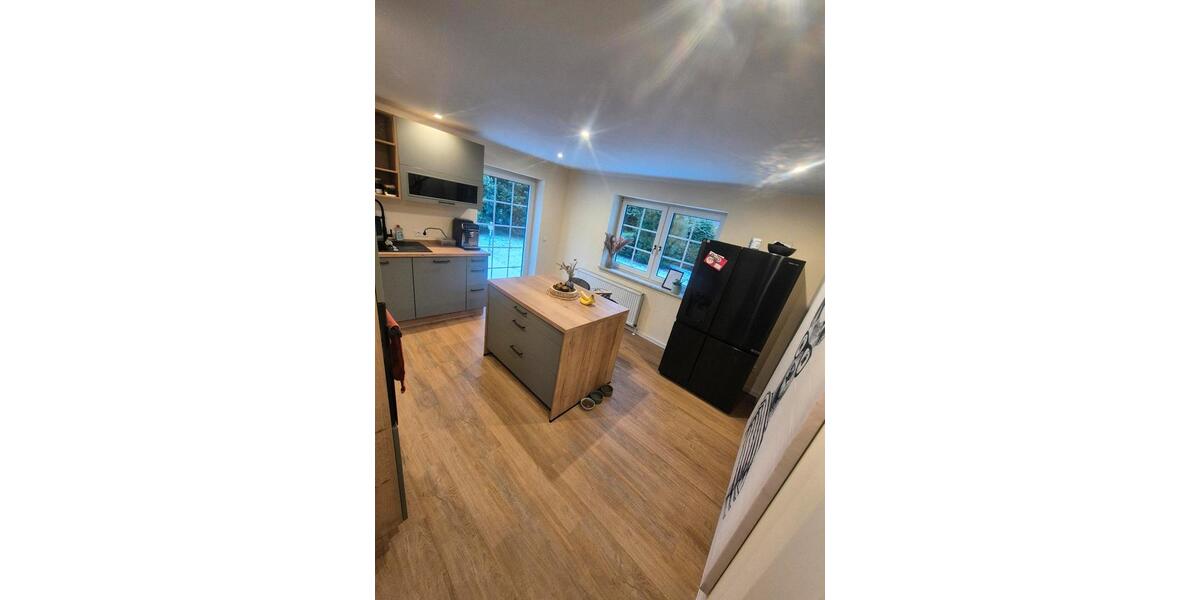 Einfamilienhaus zu verkaufen. Ohne Makler. 4 zimmer