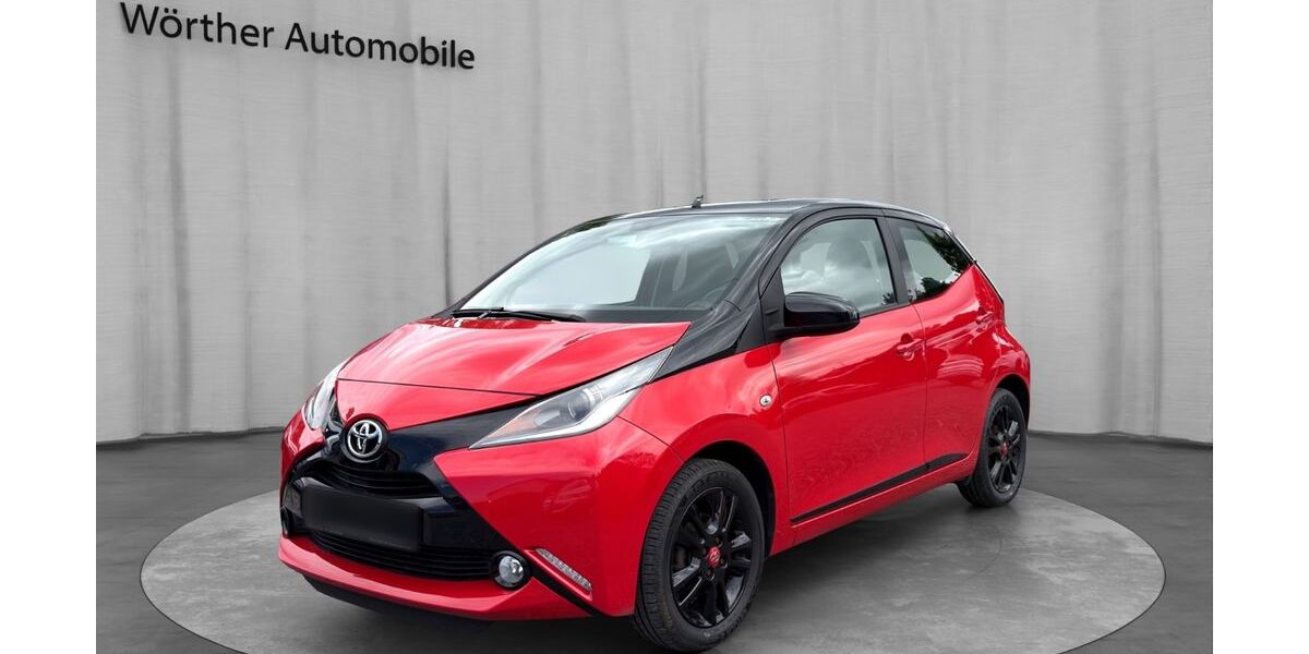 Toyota Aygo (X) 51.000 km 8.750 &euro; Wörth 76744