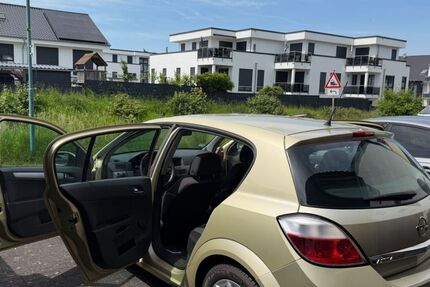 Opel Astra 159.000 km 2.890 &euro; Bonn 53229