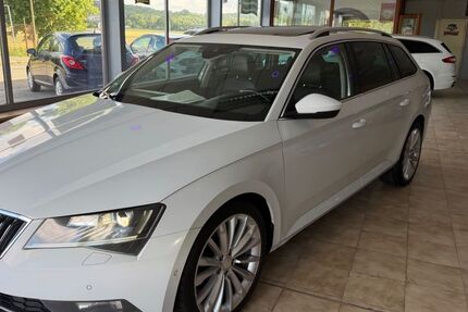 Skoda Superb 295.000 km 10.599 &euro; Rositz 04617