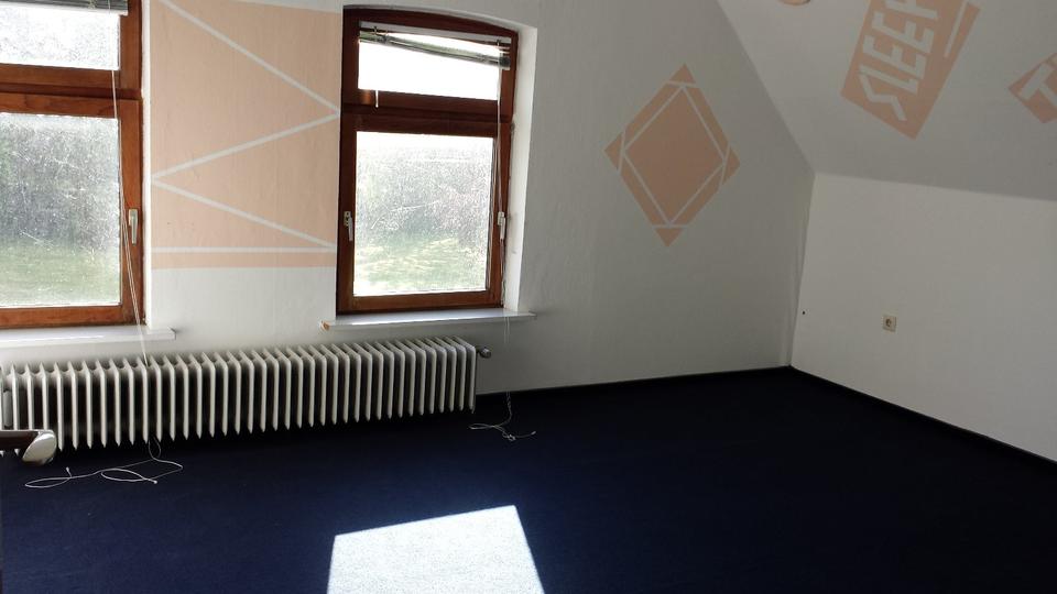 Einfamilienhaus Ovelgönne - 5 Zimmer, 150 m&sup2;, 990&euro; | Angebot:25909195
