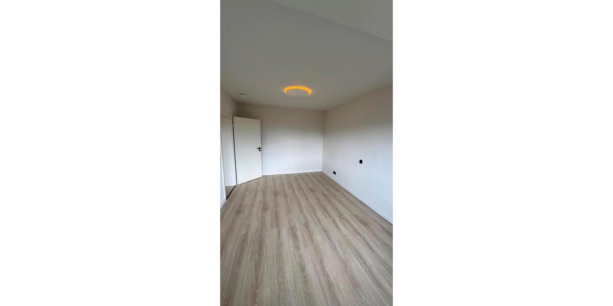 Etagenwohnung Ranis - 2 Zimmer, 61 m&sup2;, 92.000&euro; | Angebot:26904151
