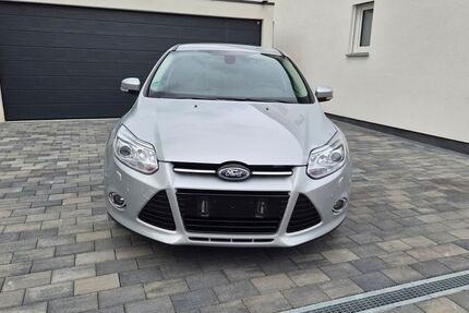 Ford Focus 144.523 km 5.100 &euro; Köngen 73257
