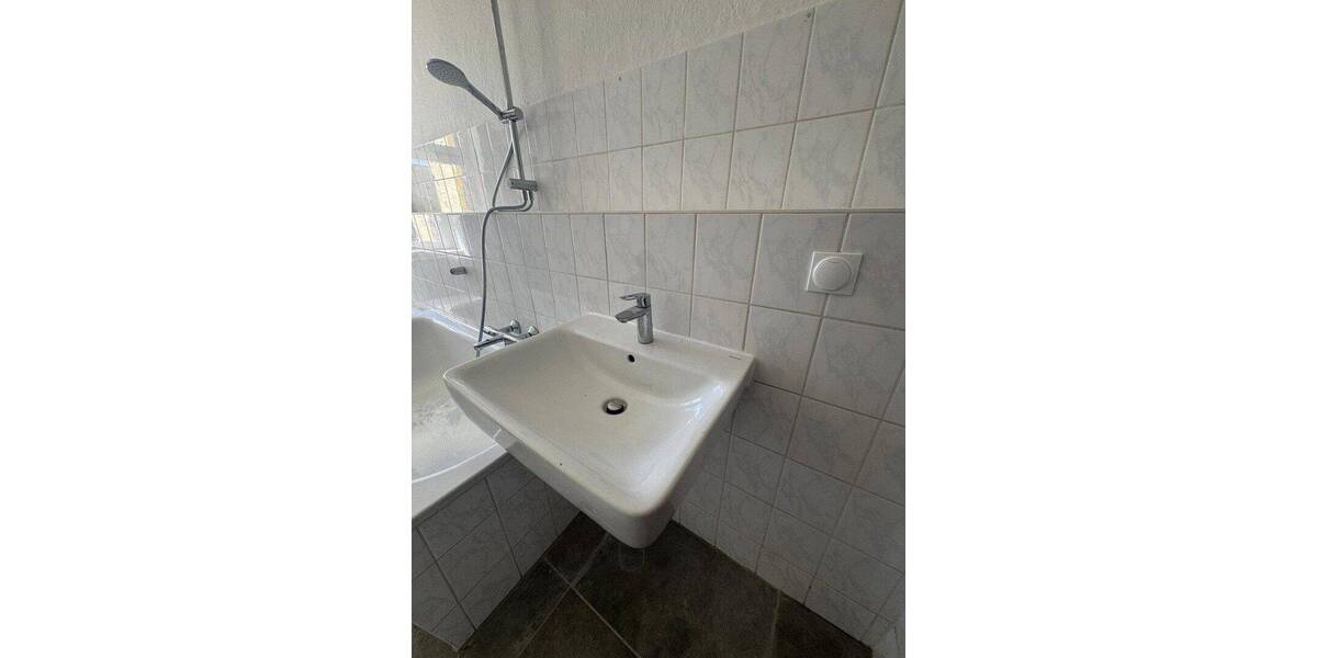 Etagenwohnung Schkeuditz Altscherbitz - 2 Zimmer, 72 m&sup2;, 650&euro; | Angebot:26795115