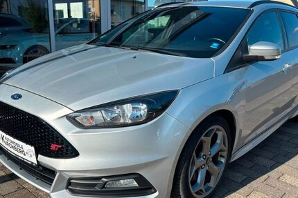 Ford Focus 113.859 km 11.499 &euro; Kirchberg 55481