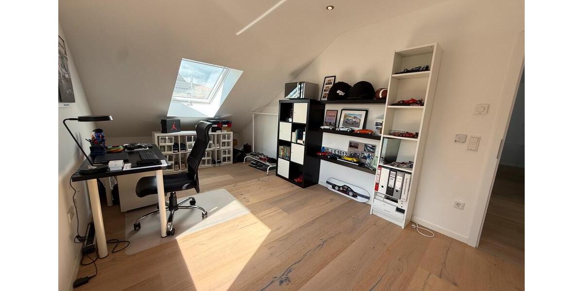 Dachgeschoßwohnung Sinsheim - 3 Zimmer, 87 m&sup2;, 415.000&euro; | Angebot:26921950