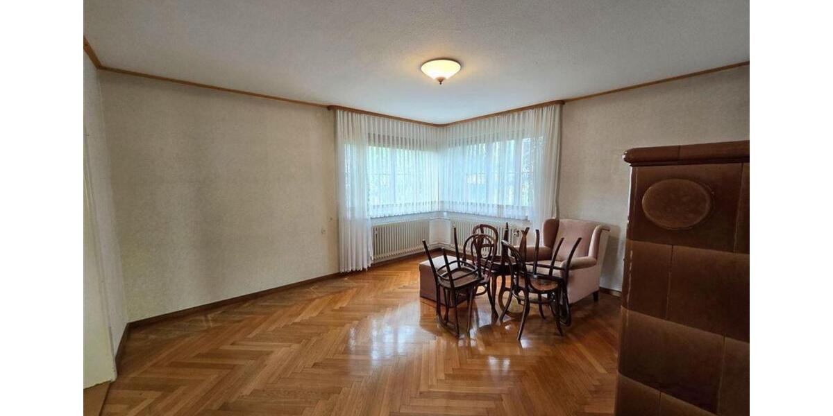 Einfamilienhaus Sinsheim - 6 Zimmer, 135 m&sup2;, 1.500&euro; | Angebot:24841454