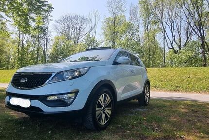 Kia Sportage 130.000 km 11.999 &euro; Großkarolienenfeld 83109